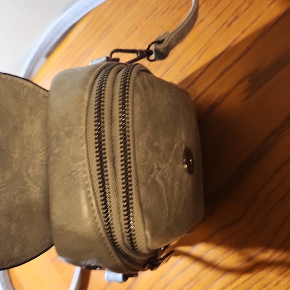 Grey crossbody bag - Picture 9 of 9